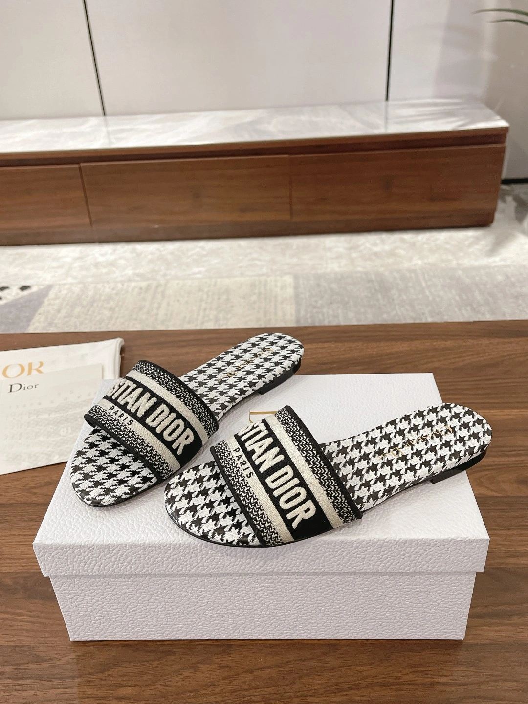 COCO-- 4ior KCQ209MPK_S19W Heel height：1.5CM sheepskin item:D-X000J1703